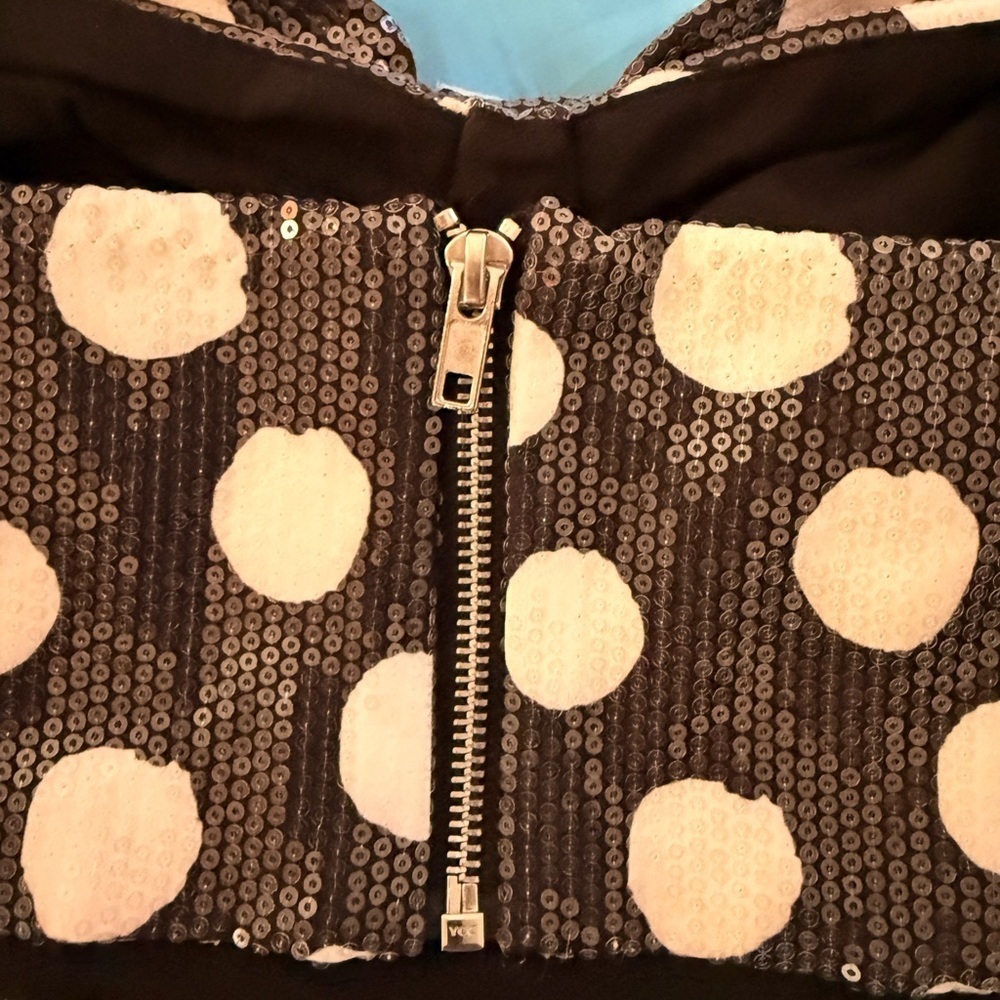 Polka Dot Sequin Crop Top - Picture 5 of 6